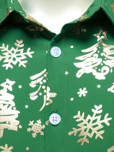 Camisa verde de manga larga para hombre con estampado navideño dorado y ajuste regular