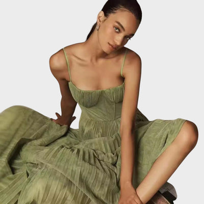 Amilia | Vestido Midi Flare Plisado