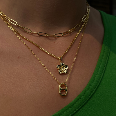 Collar Hibisco Elegante