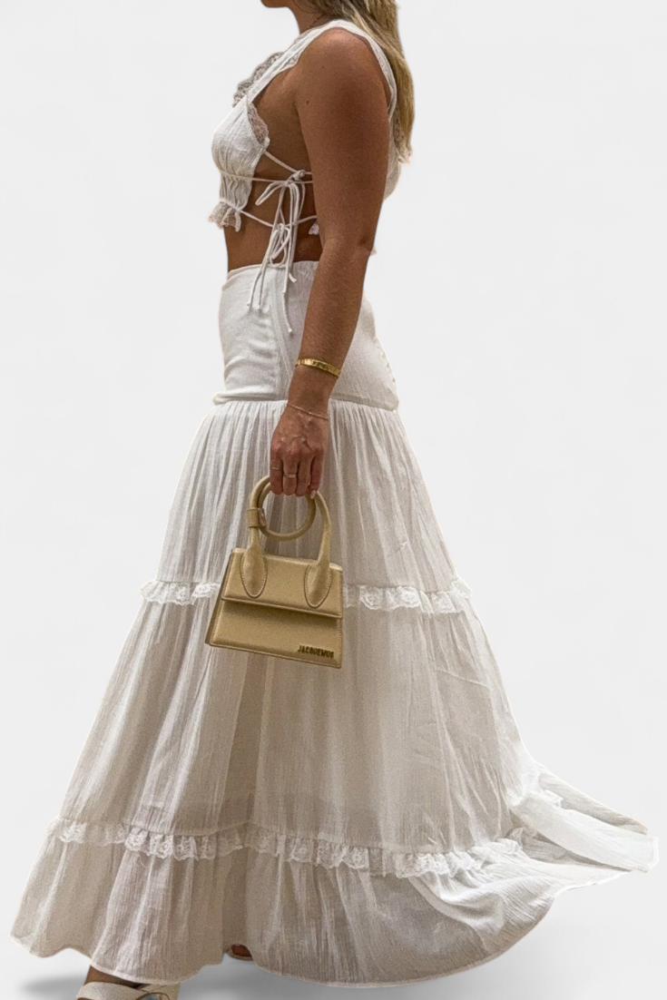 Conjunto Alejandra Romántico de Top con Encaje y Falda Larga Voluminosa