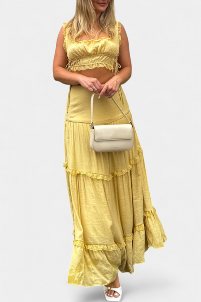 Conjunto Alejandra Romántico de Top con Encaje y Falda Larga Voluminosa