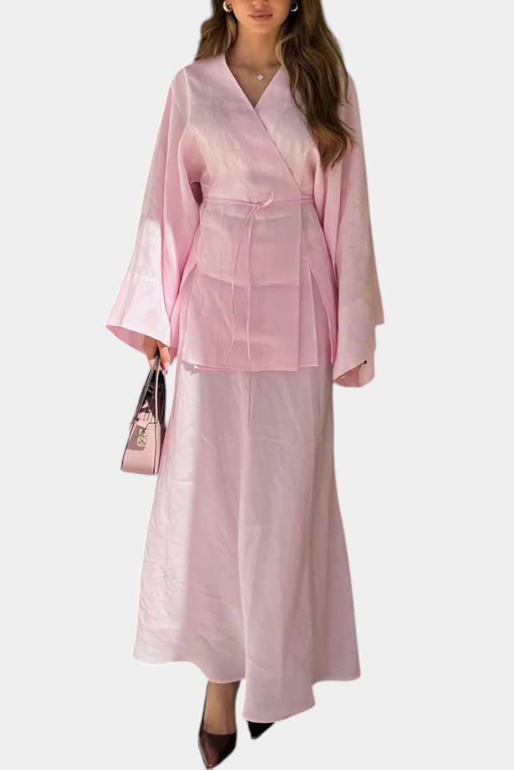 Conjunto Penélope de Camisa Escote en V y Falda con Abertura