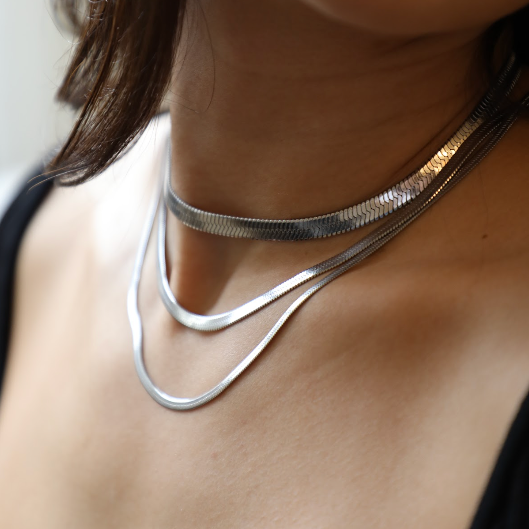 Collar Serpiente Brillante